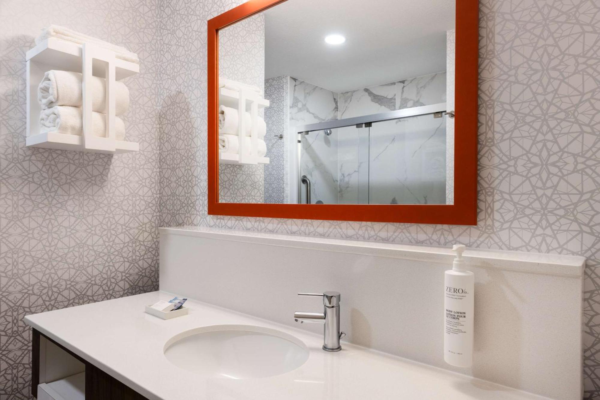 Hampton Inn & Suites Woodward Экстерьер фото